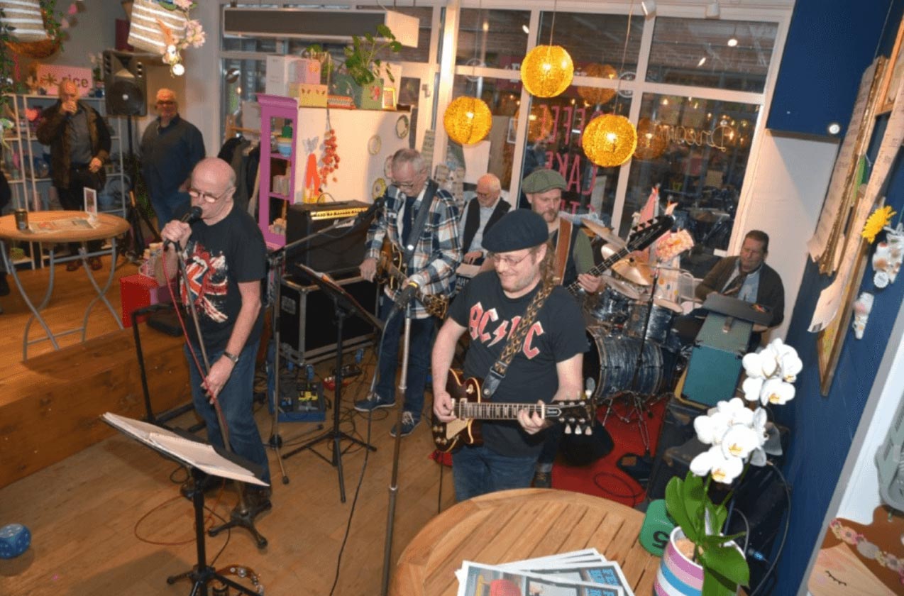 The Specs Hals over Kop 09122018-0 galerij